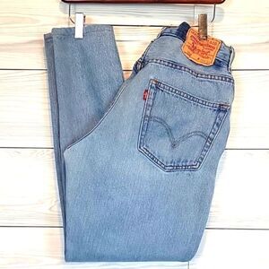 Levi's 550 vintage red tab stonewashed tapered leg blue denim jeans Women's 28